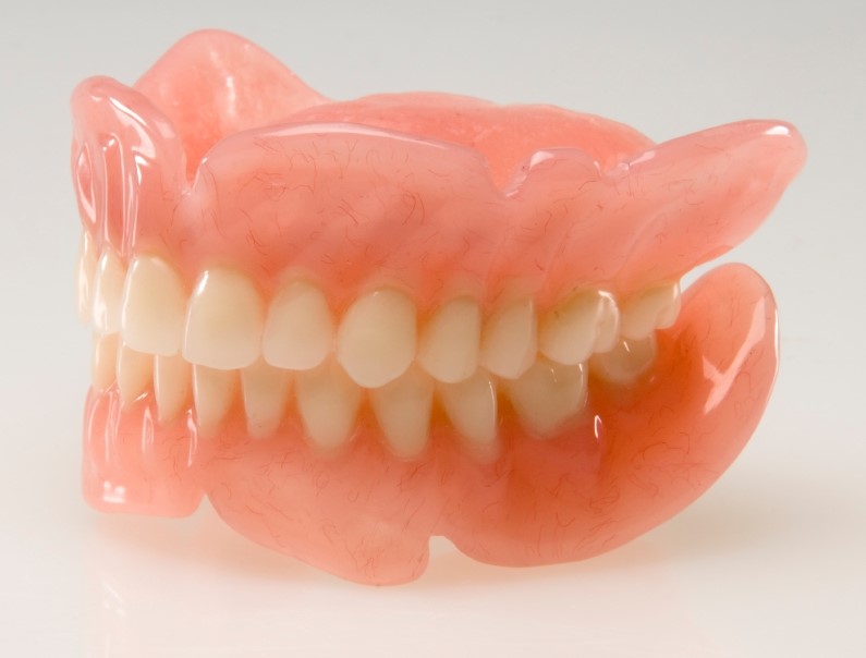 0 3 - قیمت انواع دندان مصنوعی (پروتز یا دنچر)