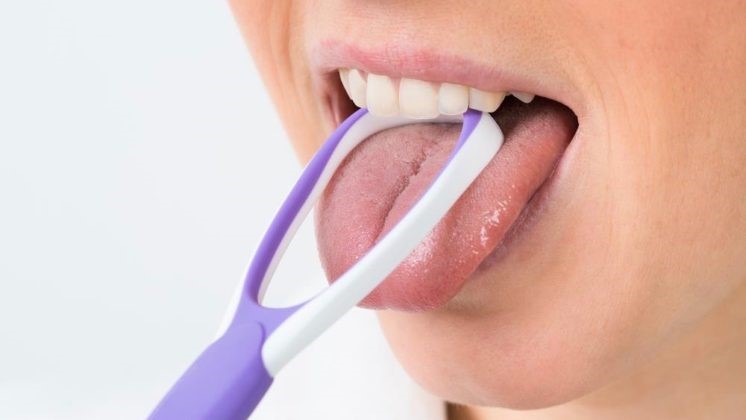 چرا تمیز کردن زبان مهم است